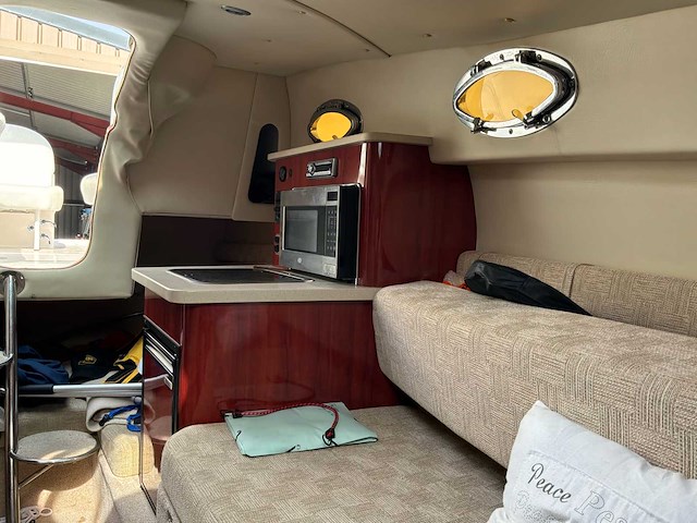 2007 cobrey 25 sc dubbelkajuitboot motorjacht met 3-assige aanhanger - afbeelding 18 van  79