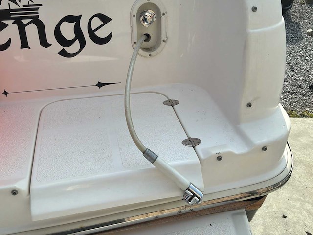 2007 cobrey 25 sc dubbelkajuitboot motorjacht met 3-assige aanhanger - afbeelding 43 van  79