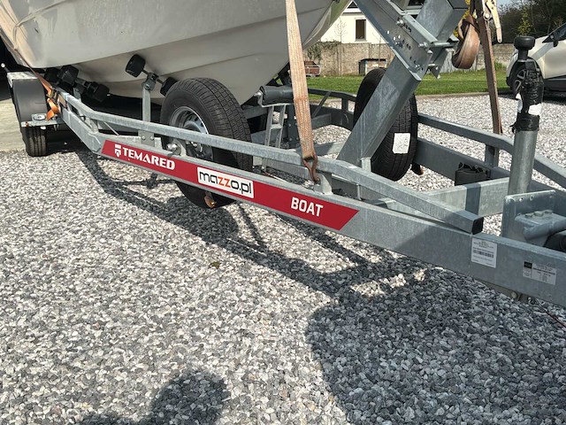 2007 cobrey 25 sc dubbelkajuitboot motorjacht met 3-assige aanhanger - afbeelding 55 van  79