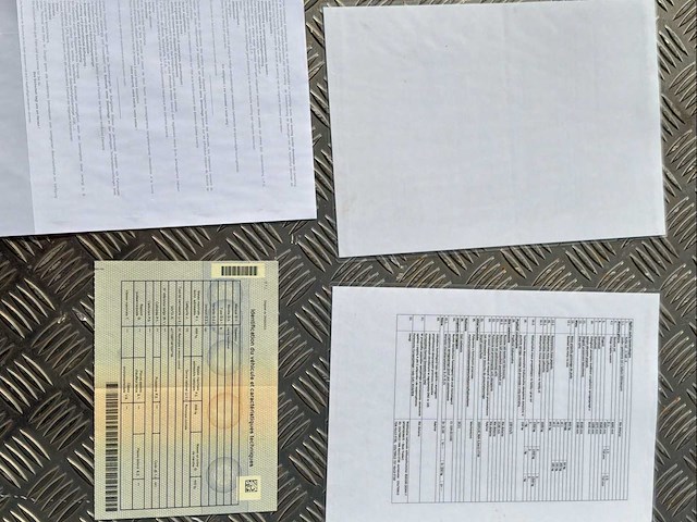 2007 cobrey 25 sc dubbelkajuitboot motorjacht met 3-assige aanhanger - afbeelding 76 van  79