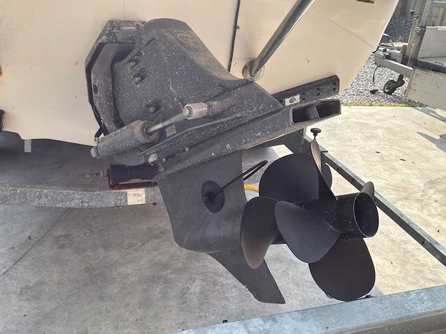 2007 cobrey 25 sc dubbelkajuitboot motorjacht met 3-assige aanhanger - afbeelding 79 van  79