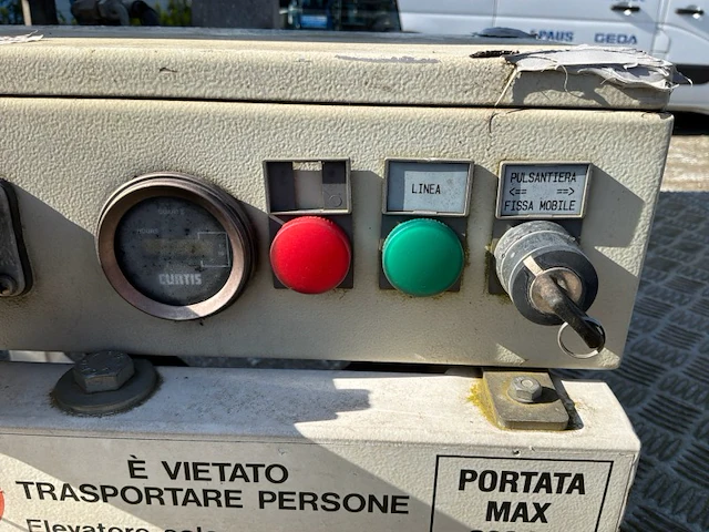 2007 cte pratika 250 pick-up scarrabile verhuislift voor opbouw - afbeelding 7 van  31