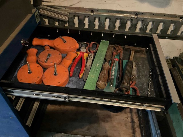 2007 daf fa-lf45 vrachtwagen met gereedschappen - afbeelding 22 van  131