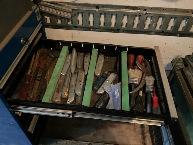 2007 daf fa-lf45 vrachtwagen met gereedschappen - afbeelding 23 van  131