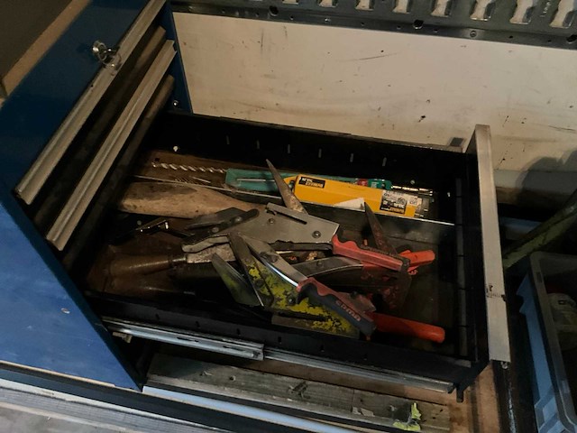 2007 daf fa-lf45 vrachtwagen met gereedschappen - afbeelding 25 van  131