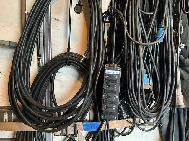 2007 daf fa-lf45 vrachtwagen met gereedschappen - afbeelding 27 van  131