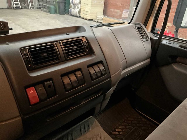 2007 daf fa-lf45 vrachtwagen met gereedschappen - afbeelding 41 van  131