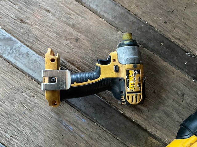 2007 daf fa-lf45 vrachtwagen met gereedschappen - afbeelding 86 van  131