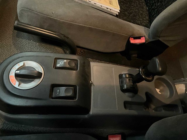 2007 daf fa-lf45 vrachtwagen met gereedschappen - afbeelding 2 van  128