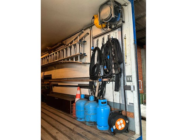 2007 daf fa-lf45 vrachtwagen met gereedschappen - afbeelding 47 van  128