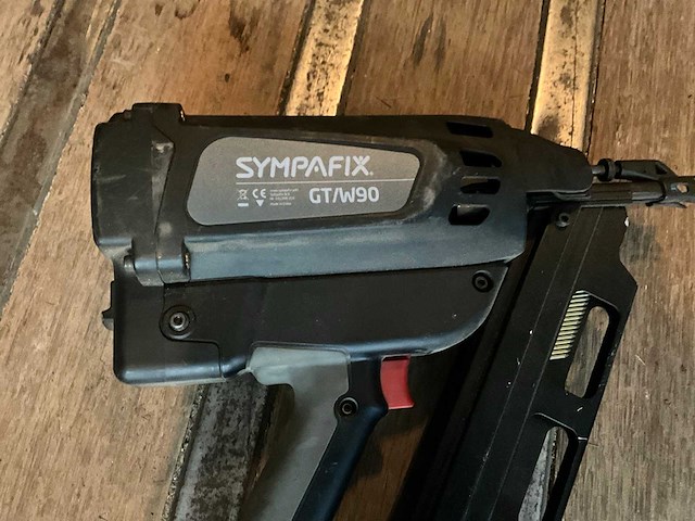 2007 daf fa-lf45 vrachtwagen met gereedschappen - afbeelding 105 van  128