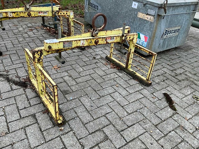 2007 db pmg 1 steenklem - afbeelding 1 van  7