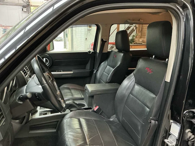 2007 dodge nitro rt personenauto - afbeelding 4 van  30