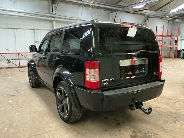 2007 dodge nitro rt personenauto - afbeelding 29 van  30