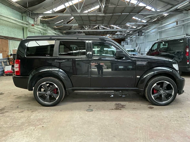 2007 dodge nitro rt personenauto - afbeelding 25 van  30