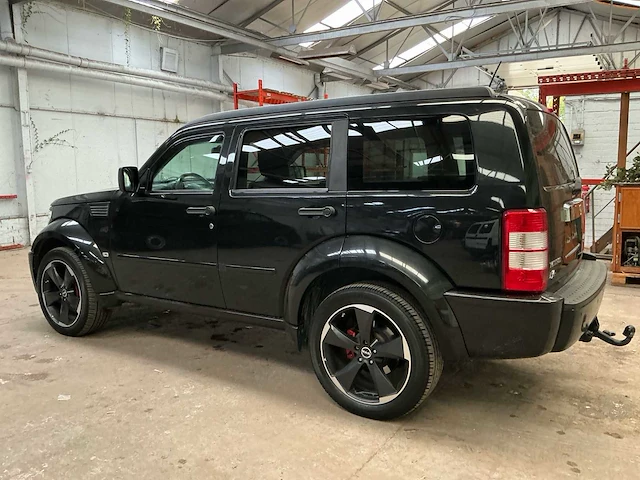 2007 dodge nitro rt personenauto - afbeelding 23 van  30