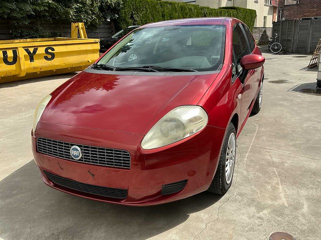 2007 fiat punto personenauto - afbeelding 2 van  26