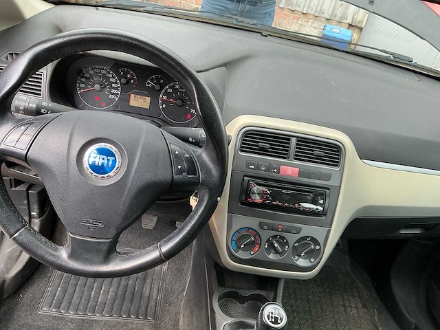 2007 fiat punto personenauto - afbeelding 6 van  26