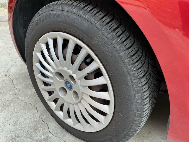 2007 fiat punto personenauto - afbeelding 9 van  26