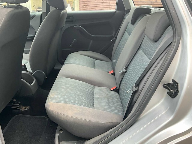 2007 ford focus - afbeelding 16 van  45