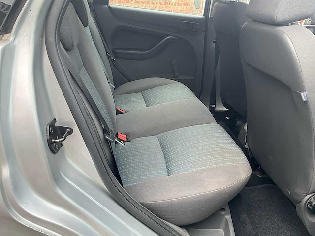 2007 ford focus - afbeelding 24 van  45