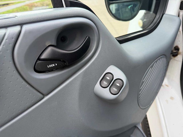 2007 ford transit minibus met 9 zitplaatsen - afbeelding 23 van  33