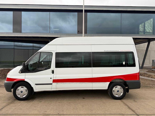 2007 ford transit minibus met 9 zitplaatsen - afbeelding 30 van  33