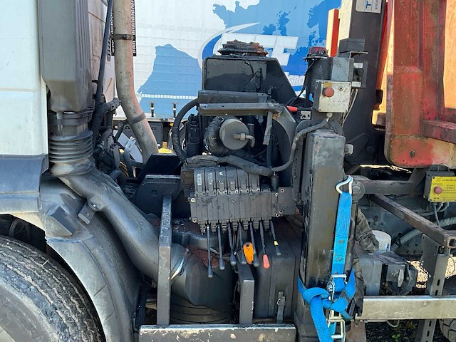 2007 iveco ad260t36 met containersysteem - afbeelding 12 van  42