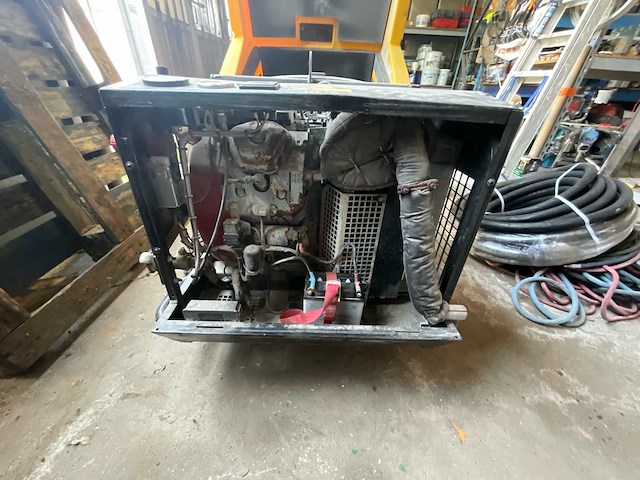 2007 kaeser m120 thermische mobiele luchtcompressor schroefcompressor - afbeelding 4 van  14