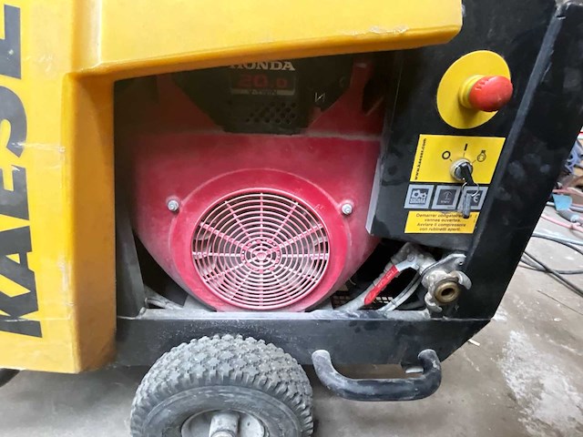2007 kaeser m120 thermische mobiele luchtcompressor schroefcompressor - afbeelding 12 van  14