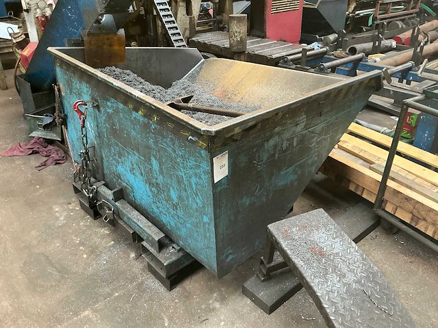 2007 kaiser+kraft 927093 afval kipcontainer - afbeelding 1 van  6
