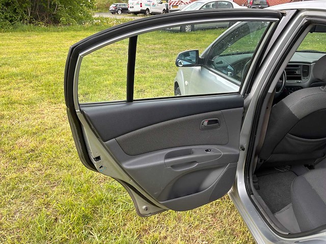2007 kia rio car - afbeelding 22 van  70