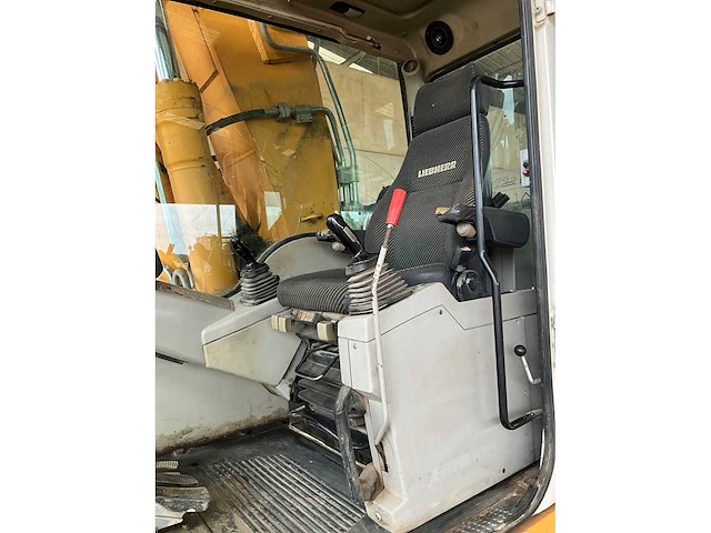 2007 liebherr r904c rupsgraafmachine - afbeelding 9 van  23