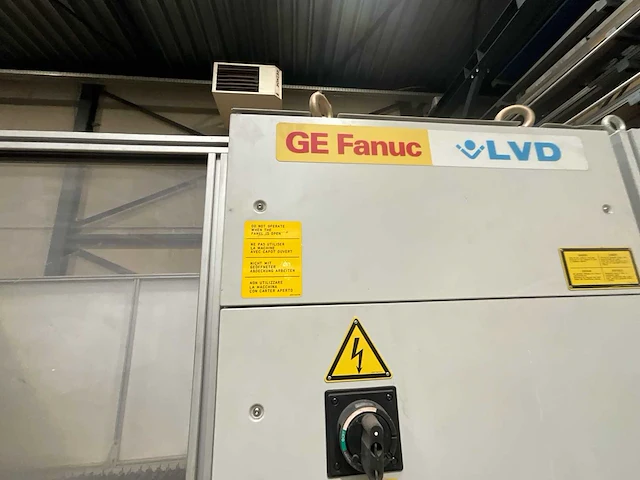 2007 lvd orion 3015 plus cnc co2-lasersnijmachine met een ge fanuc/lvd besturing - afbeelding 10 van  40