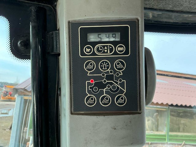 2007 massey ferguson 7495 dyna vt vierwielaangedreven landbouwtractor - afbeelding 11 van  24