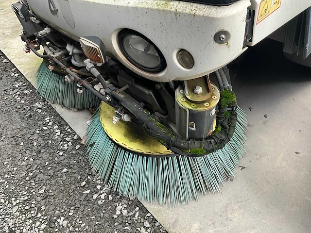 2007 mathieu yno grand azure straatveegmachine - afbeelding 7 van  19