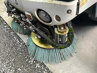 2007 mathieu yno grand azure straatveegmachine - afbeelding 7 van  19