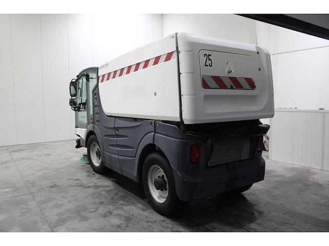 2007 mathieu yno grand azure straatveegmachine - afbeelding 17 van  19