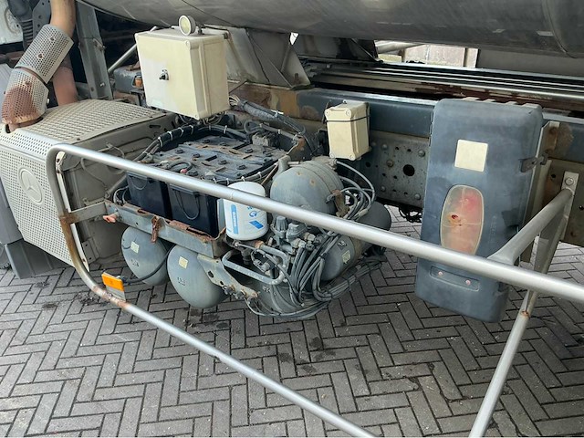 2007 mercedes-benz 2544 tankwagen - afbeelding 4 van  23