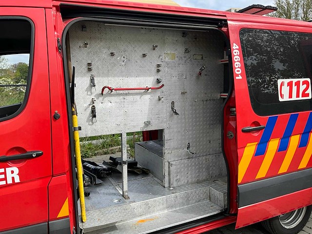 2007 mercedes benz 515 cdi brandweerwagen bestelwagen - afbeelding 9 van  24