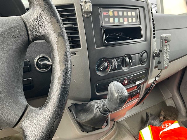 2007 mercedes benz 515 cdi brandweerwagen bestelwagen - afbeelding 24 van  24