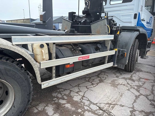 2007 mercedes-benz axor 2633 vrachtwagen - afbeelding 22 van  23