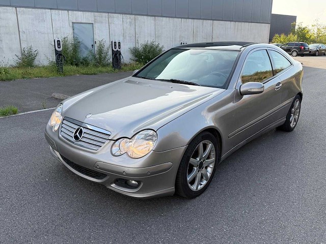 2007 mercedes-benz c200cdi 203cl personenauto - afbeelding 1 van  6