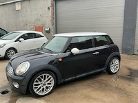 2007 mini cooper one personenauto - afbeelding 12 van  24