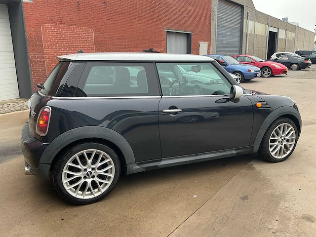 2007 mini cooper one personenauto - afbeelding 22 van  24