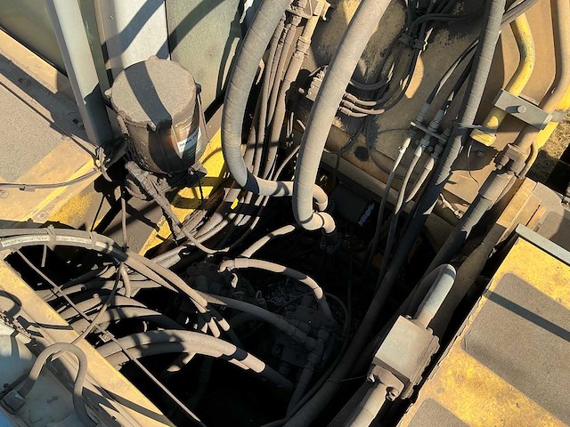 2007 new holland e485 rupsgraafmachine - afbeelding 19 van  40