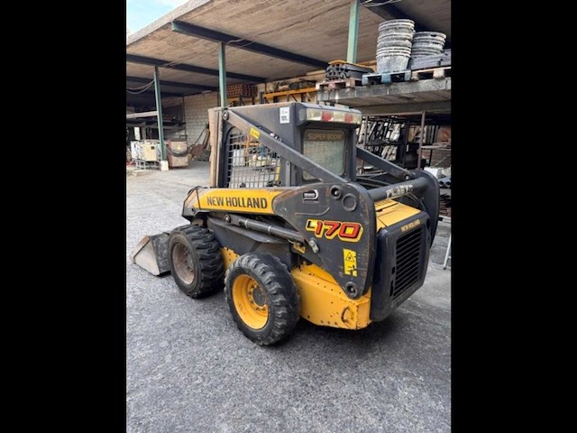 2007 new holland l170 schranklader - afbeelding 6 van  12