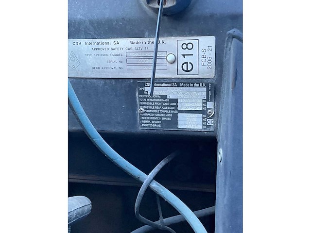 2007 new holland t7050 4wd sa vierwielaangedreven landbouwtractor - afbeelding 8 van  16