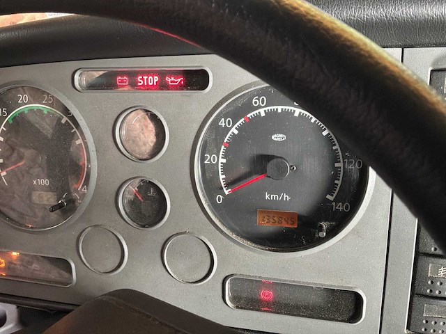 2007 nissan atleon gekoelde vrachtwagen - afbeelding 11 van  44