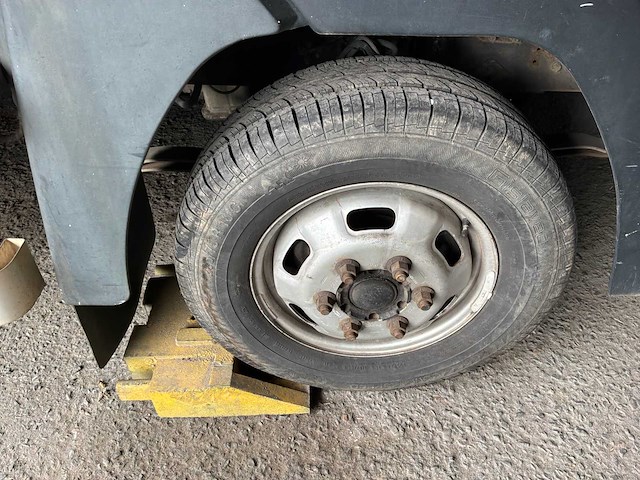 2007 nissan atleon gekoelde vrachtwagen - afbeelding 44 van  44